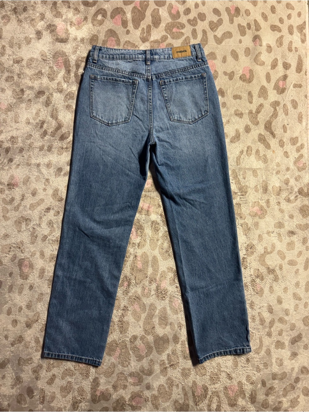 RSQ Woman’s Blue Relaxed Ripped Jeans - Picture 4 of 4